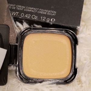 nars siberia compact